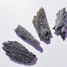 Load image into Gallery viewer, WITCHES BROOM (black kyanite)