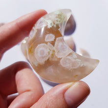 Load image into Gallery viewer, FLOWER AGATE moons