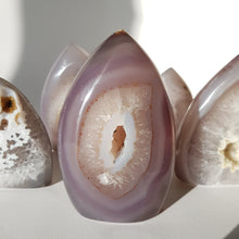 Load image into Gallery viewer, Agate flame