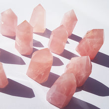 Load image into Gallery viewer, ROSE QUARTZ points
