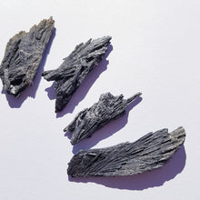 Load image into Gallery viewer, WITCHES BROOM (black kyanite)
