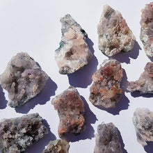 Cargar imagen en el visor de la galería, CHALCEDONY clusters
