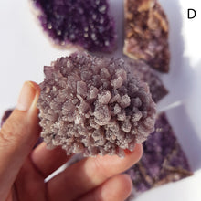 Cargar imagen en el visor de la galería, Alaçam amethyst clusters
