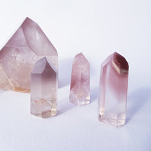 Cargar imagen en el visor de la galería, Pink lithium quartz towers ~ special find
