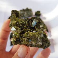 Cargar imagen en el visor de la galería, FOREST FAIRY EPIDOTE
