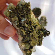 Cargar imagen en el visor de la galería, FOREST FAIRY EPIDOTE
