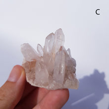 Cargar imagen en el visor de la galería, Pink himalayan &quot;samadhi&quot; quartz ~ rare
