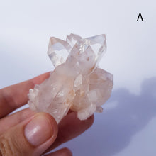 Cargar imagen en el visor de la galería, Pink himalayan &quot;samadhi&quot; quartz ~ rare
